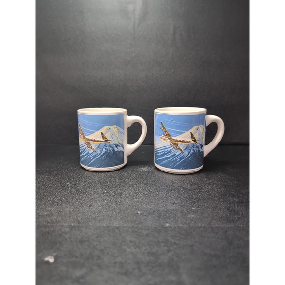 Douglas DC-4 Coffee Mugs Set,‎ Vintage Flight Scene, Aviation Gift, Collector's - Picture 1 of 9